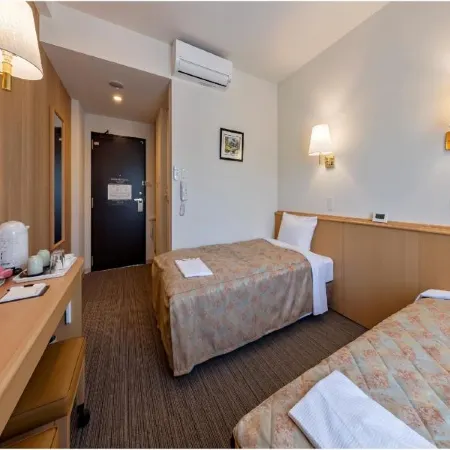 Hotel AZ Ehime Touyo-Tewn