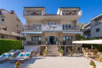 Storge B&B Hotels in Duće