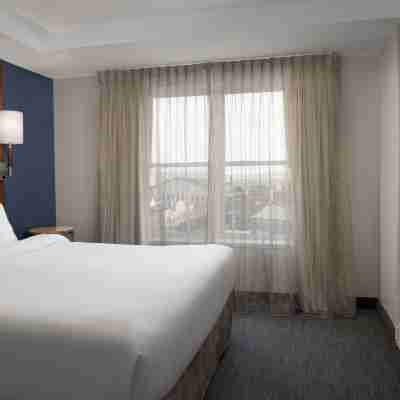 Residence Inn Syracuse Downtown at Armory Square Rooms