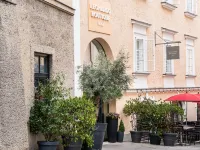 Leonardo Boutique Hotel Salzburg Gablerbräu Hotels near Universitatsplatz