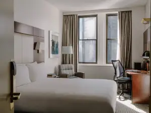 River Hotel
