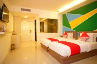 SUPER OYO Collection O 166 Hotel Princess Hotels in Bukit Kecil