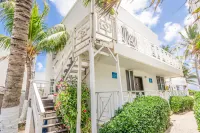 Hotel San Luis Beach House by OxoHotel Hotels in San Luis