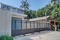 Ayani Guest House RedPartner Hotels in Jatilengger