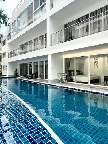 รูปภาพของB12a Pool Access partial Seaview 2brs 1bath Karon