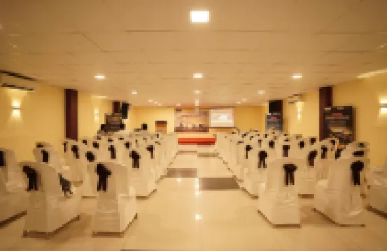 Hotel Palmyra Grand Suite فنادق في ضاحية تيرونلفلي