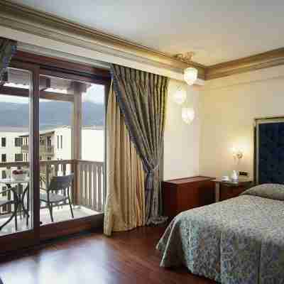 Grand Serai Congress and Spa Rooms