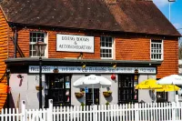 The Blacksmith's Arms Halland Hotel a Halland