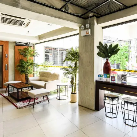 Travelbee Seaside Inn Отели рядом с достопримечательностью «Bohol National Museum»