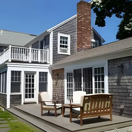 Ashley Inn