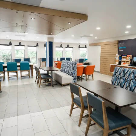 Holiday Inn Express & Suites KODAK EAST-SEVIERVILLE by IHG