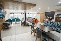 Holiday Inn Express & Suites KODAK EAST-SEVIERVILLE by IHG - Morgenmad
