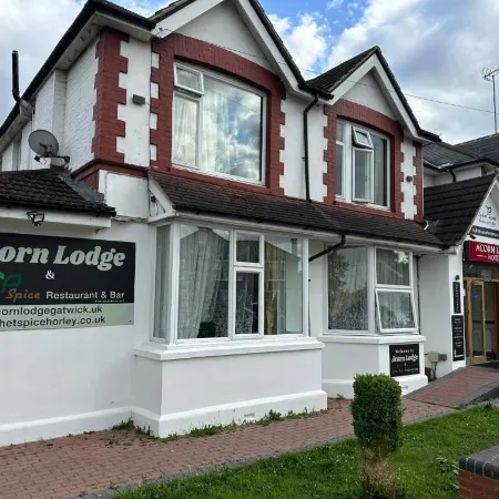 Acorn Lodge Hotel Gatwick & Parking