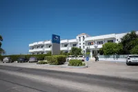 Ayit Hotel Hotel di Paradeisi