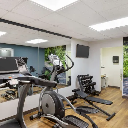 Clarion Pointe Research Triangle Park Durham