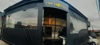 On Hostel Premium Com Traslado e Cafe فنادق في 