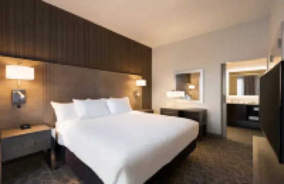 Embassy Suites by Hilton the Woodlands® at Hughes Landing