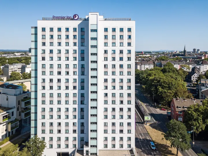 Premier Inn Koln City Sud