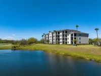 Stunning 2BR/2BA Unit overlooking the scenic Lakewood National Golf Course Hotel a Manatee County