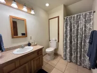 Quiet Apartment in Beautiful Setting