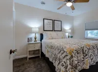 Betz Bungalow - Norton Shores