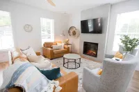 New Construction, walking distance to shops an restaurants in the Rose District!