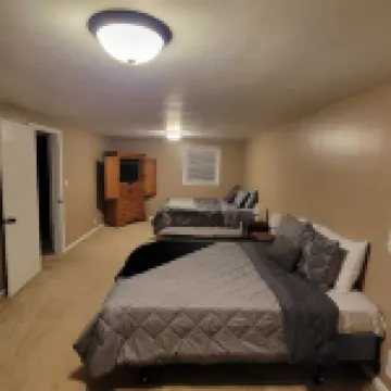 Beautiful Sunrises and Lakefront Views!