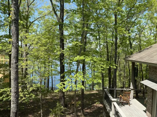 New to VRBO! Spacious Home with Multiple Porches and Private Dock