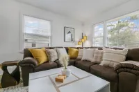 Happy Home! Freshly Renovated! Fun Games! 費耶特維爾住宿飯店