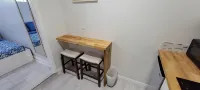Private 1 bedroom apt/full kitchen/big shower.