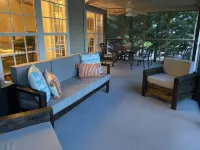 Year Round Waterfront Lakehouse - Whitt's End 温斯頓縣酒店