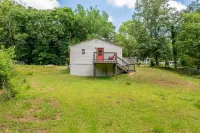 Riverside Cottage in Mt. Holly- Quiet & Comfy