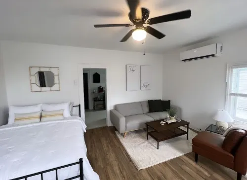 Downtown Sandusky Apartment!