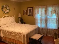Unwind in the Ozarks Hotels in Johnson County