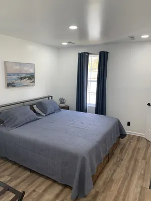 Experience coastal charm! 3 bd 2 bath Downtown Charleston 11 min Beach 30  min