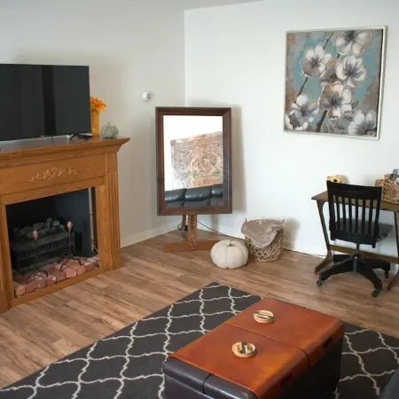Charming 1-bedroom flat in lovely Corning Отели в г. Корнинг
