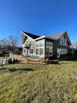 Unforgettable 4 bedroom 3 bath waterfront cabin  호텔