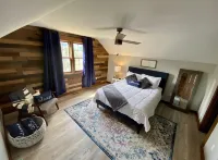 Whispering Pines Retreat-Newly Renovated Countryside Home