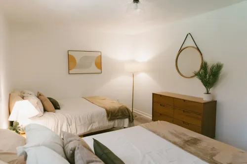 "Morning View 4” Cozy Modern Stay - College/Hiking