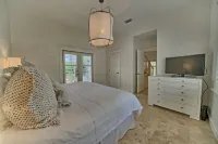 Sun & Sea Southside 30A/pool/newly remodeled/80 steps to beach/last minute deals