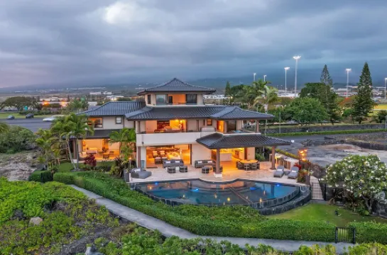 Luxury Oceanfront Estate