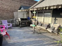 Loft in the Heart of Downtown: Steps Away from Restaurants, Bars & the Stadium