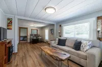 Trail House on the Parkway Các khách sạn ở Pineola