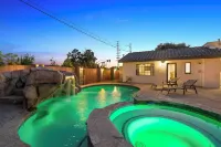 Golden Paradise POOL SPA FUN