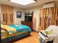 Beautiful Well Preserved Historical 2 bedroom House. 1112B