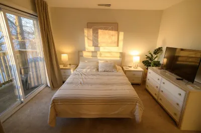 10 minute walk to the beach! Family- size condo