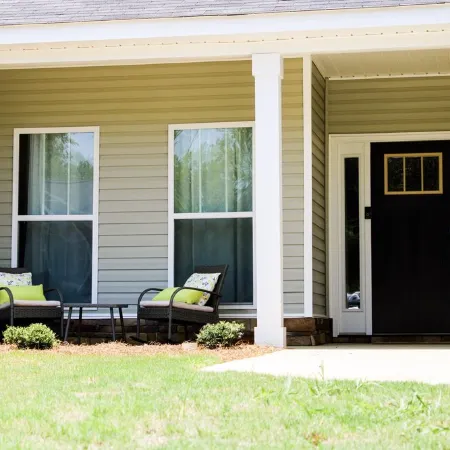 Cheerful spacious home-5 min to Bruce's Field/Downtown