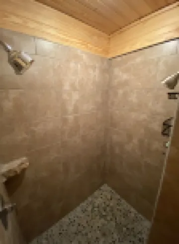 Peaceful and quiet cabin with keypad entry for convenient self check in.