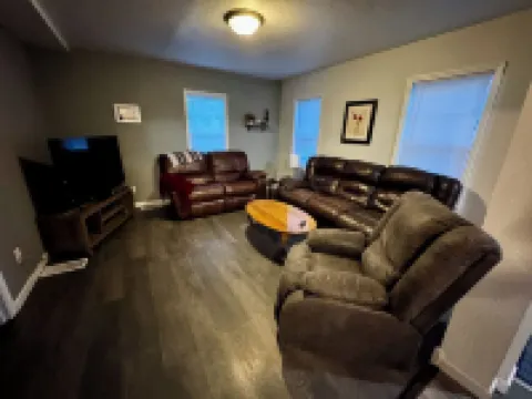 Sportsman's Country Lodge: The Roost 奧頓維爾住宿飯店