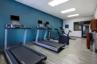 Hampton Inn & Suites Tulare - Gym